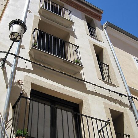 Apartamentos Turisticos Encanto Caces Esterno foto