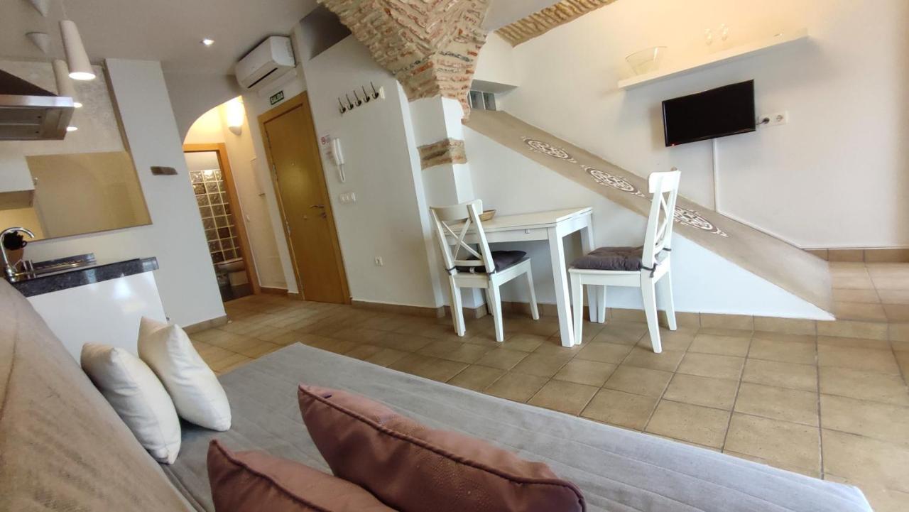 Apartamentos Turisticos Encanto Caces Esterno foto