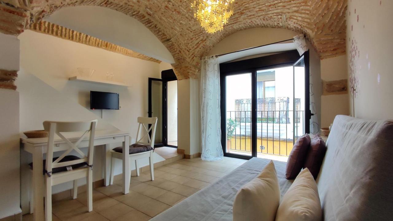 Apartamentos Turisticos Encanto Caces Esterno foto